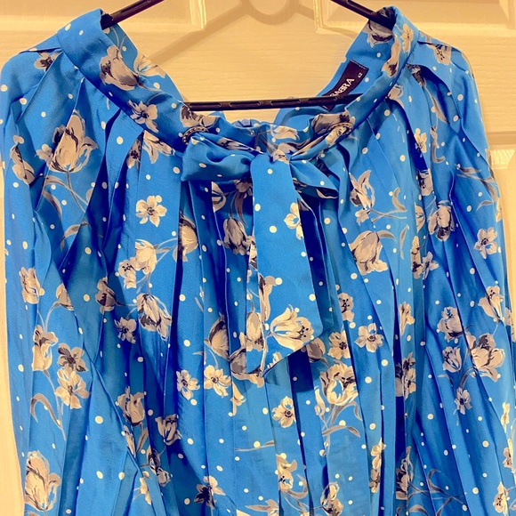 ✨Host Pick✨ Allover Pleated Floral Flutter Skirt - Picture 3 of 9